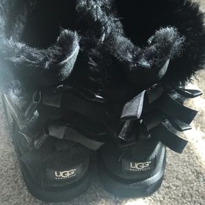 Black uggs